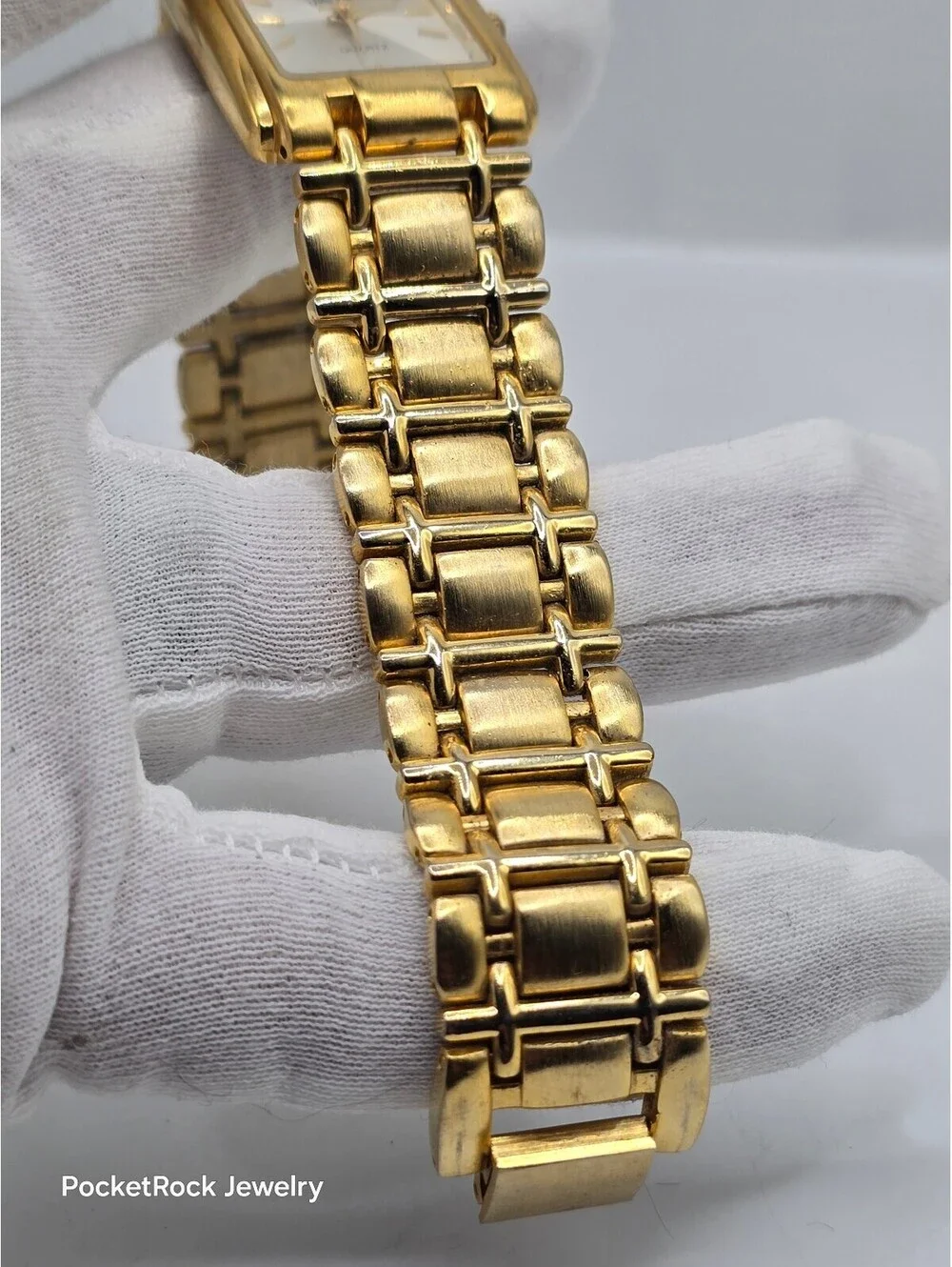 John Weitz Women’s Silver Dial Gold Tone Bracelet Watch